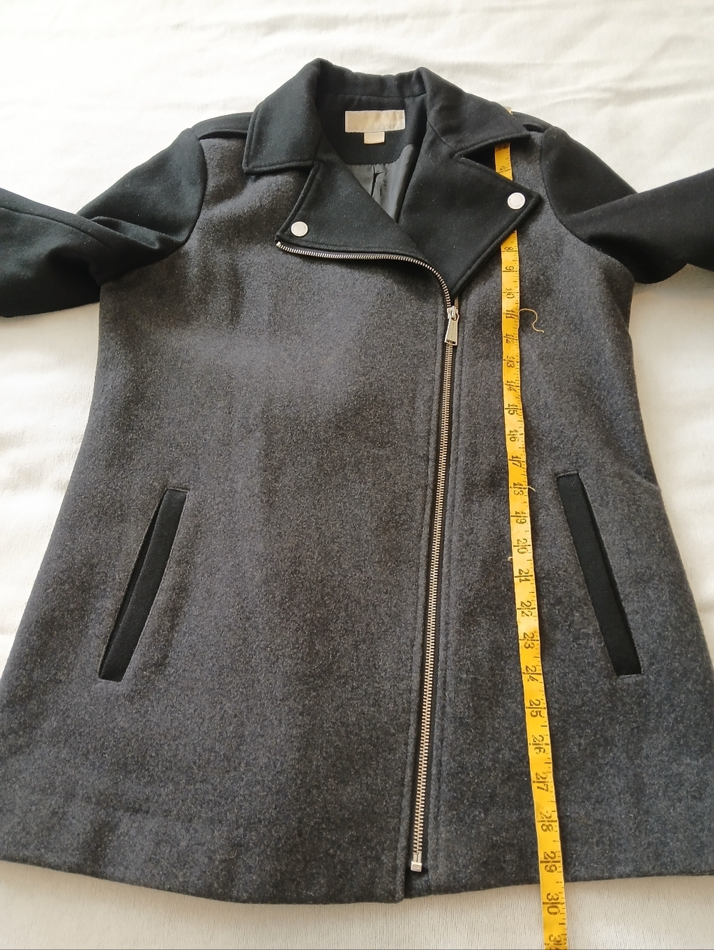 Michael Kors 8 Two-Tone Black and Charcoal Pea Coat Asymmetrical Moto Jacket - Picture 5 of 6